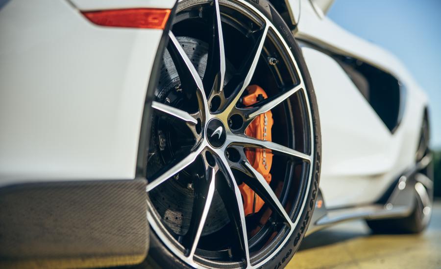 Колеса McLaren 600LT Spider 2019 года  (NA) (фото 31 из 41)